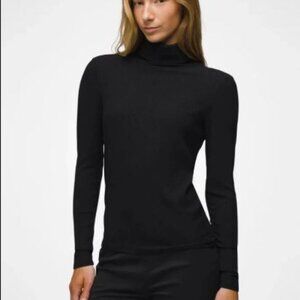 prAna Women's Foundation Rib Turtleneck - M
